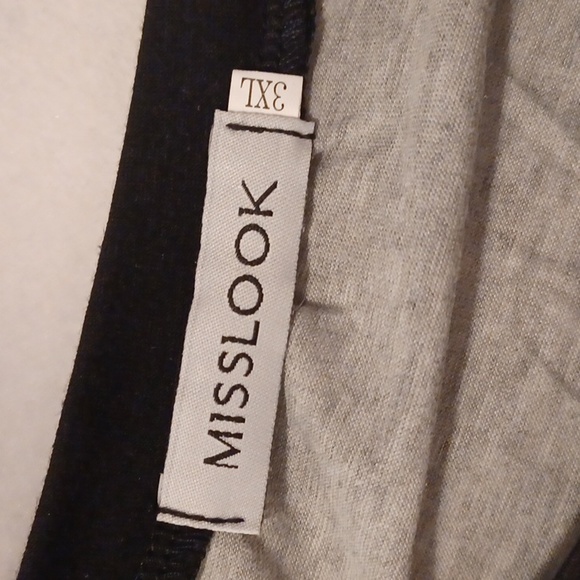 4/$40 New Gray & Black, Leopard Print Heart Long Sleeve Tee - Size 3XL (US18) - Picture 5 of 6